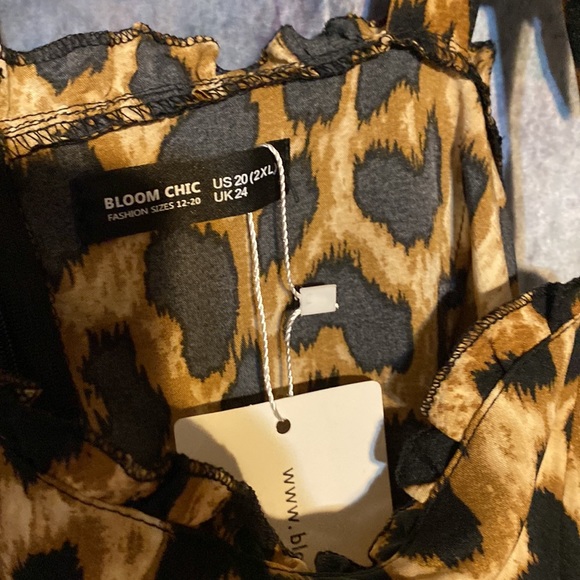 Bloomchic leopard mini dress - Picture 4 of 7